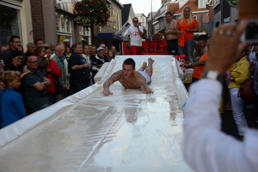 ../Images/Donderdag kermis 130.jpg